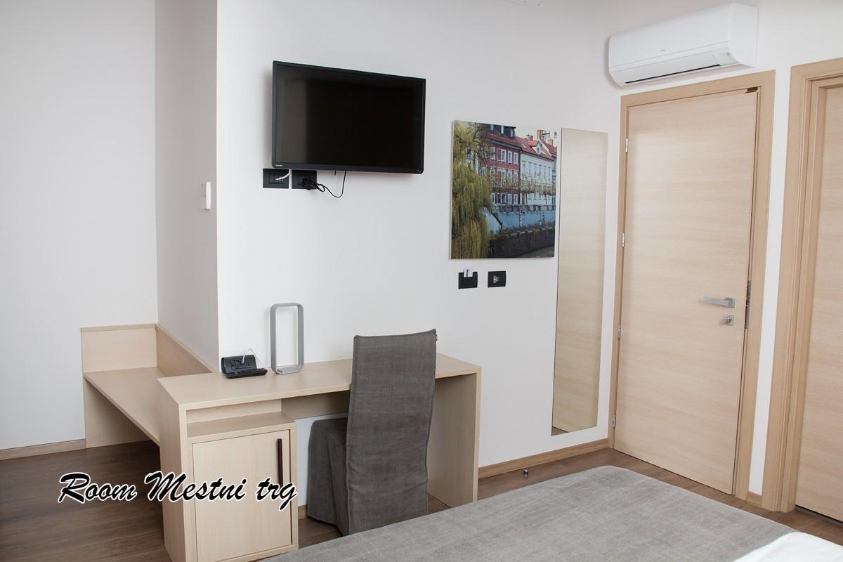 Urban Homy Ljubljana Bed & Breakfast Bagian luar foto